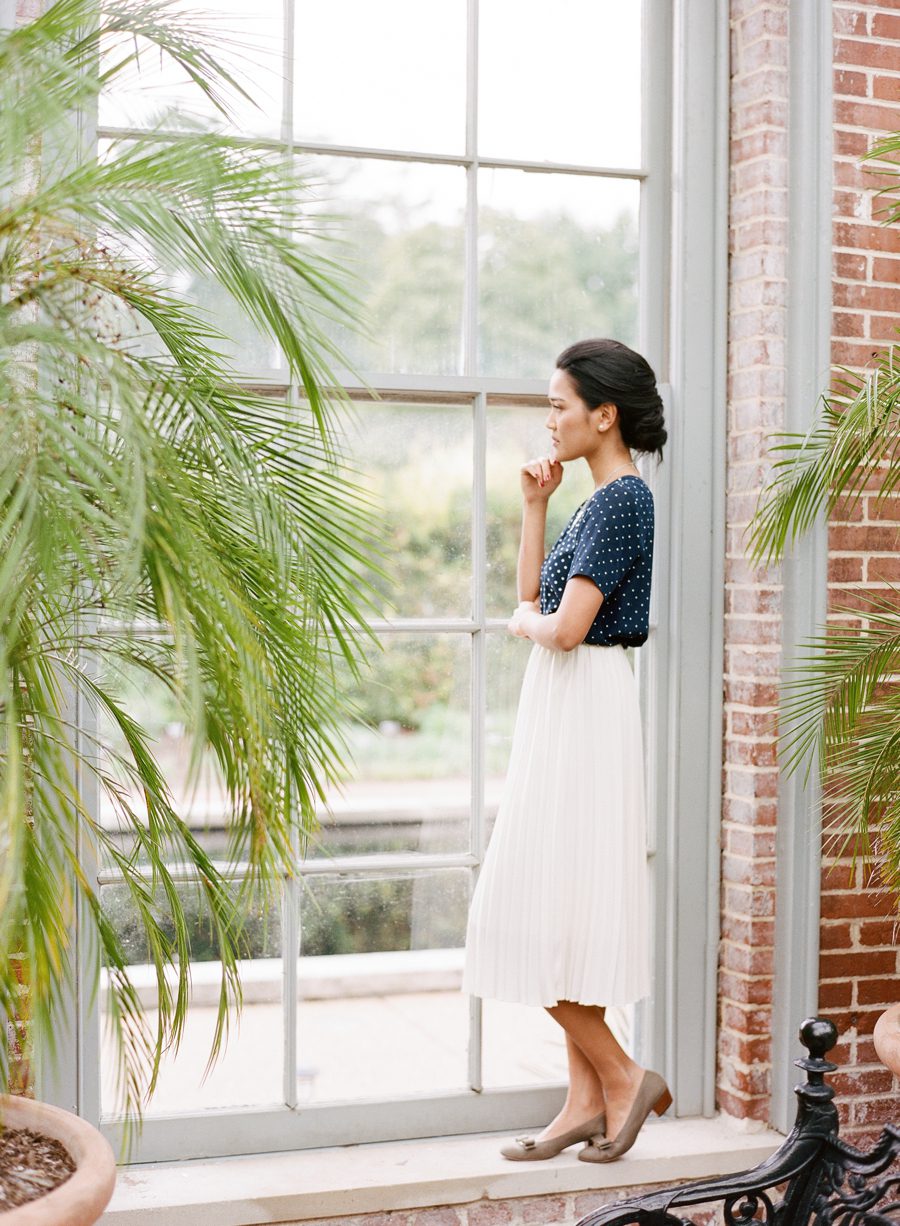 Sarah and Alex St Louis Botanical Garden Engagement Heather Roth Photography 4