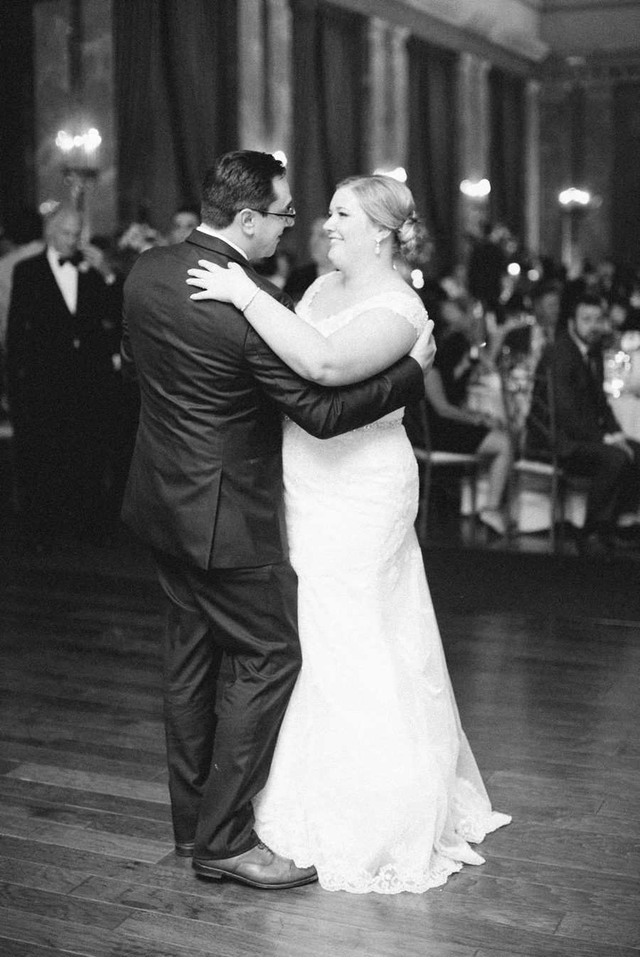 Emily and Adam St Louis Fine Art Wedding Photographer Heather Roth Photography 27